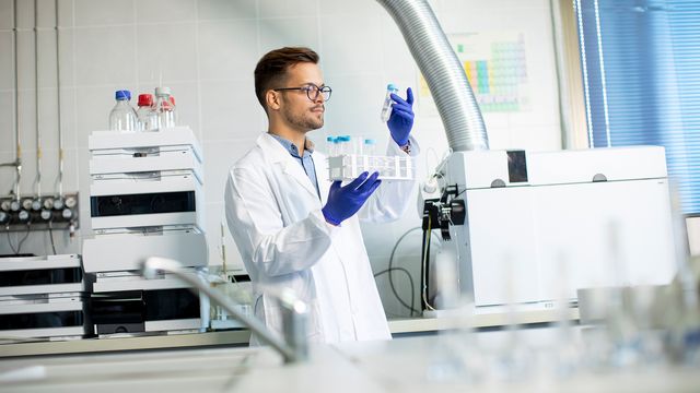 A worker in a lab. 